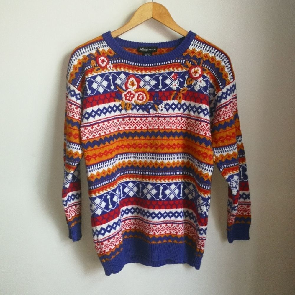 Vintage Multicolored Fair Isles Embroidered Knitted Crewneck Sweater Size Medium - Picture 3 of 14